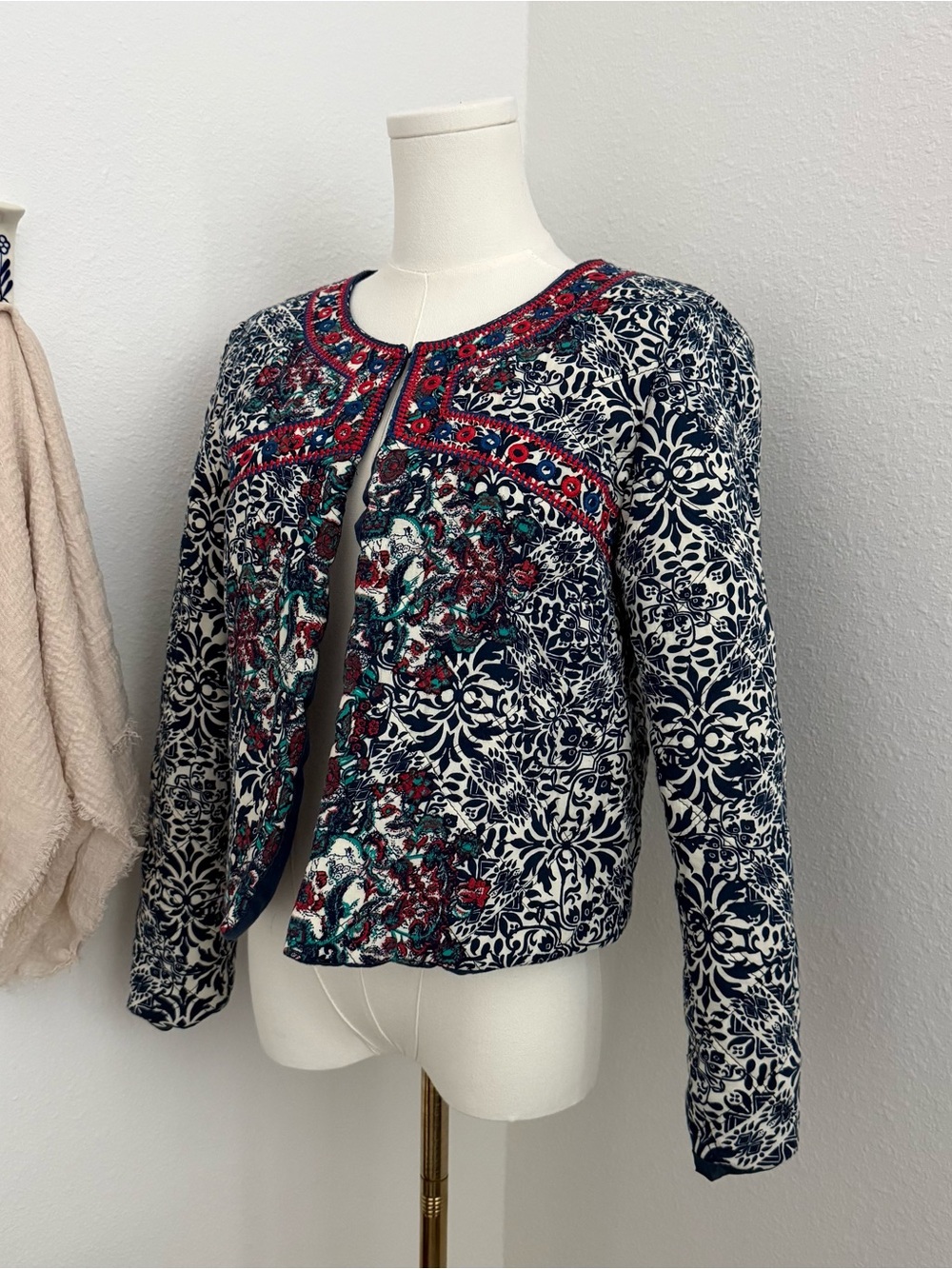 Persun Size M Embroidered Boho Open Front Jacket Navy Red Cotton Cropped